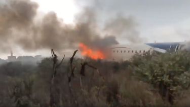 VIDEO: Passagier filmde vliegtuigcrash Mexico