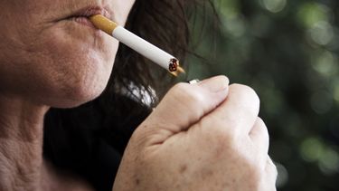 Bijna een kwart van de 25-plussers rookt