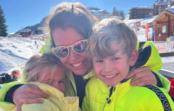 Sarah (38) werd weduwe met 2 jonge kinderen: ‘De allerkleinste momenten doen het meeste pijn’