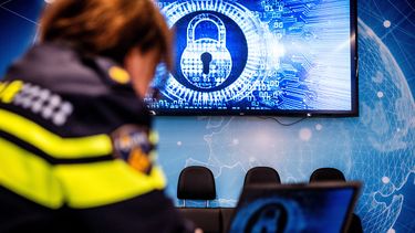 Privacywaakhond: geheim inlichtingenteam politie overtreedt wet