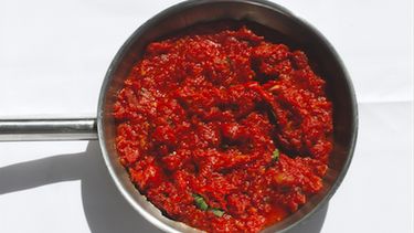 Recept: Langzaam gegaarde tomatensaus