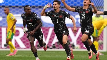 epa13071250 Stephen Eustaquio (C) of Canada celebrates after scoring the 1-0 lead during the FIFA World Cup 2026 Round of 32 match South Africa against Canada, in Los Angeles, USA, 28 June 2026.  EPA/SCOTT STRAZZANTE