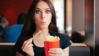 Hoe kan het dat we emotie-eten tijdens stress?