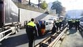 Politie bij de afsluiting van de A12. 