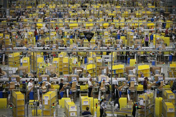 800 werknemers van Amazon leggen werk neer in Duitsland