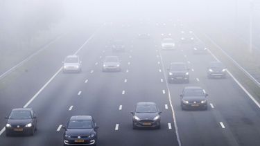 Verkeershinder: dikke mist Utrecht en Zuid-Holland