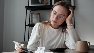 Ruim helft van Gen Z door druk van sociale media in de schulden