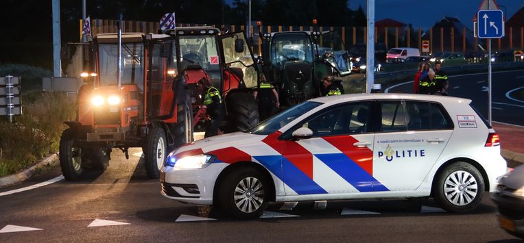 Politie schiet gericht bij protest Heerenveen, 3 aanhoudingen