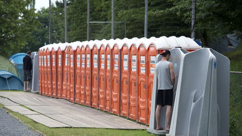 Geerte vecht wildplasboete aan: Te weinig plekken om te plassen
