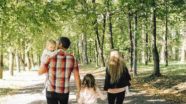 Nederlanders kiezen massaal voor vakantie in eigen land: dit zijn de leukste bestemmingen
