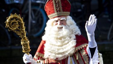 Sinterklaas, pakjesavond, 5 december