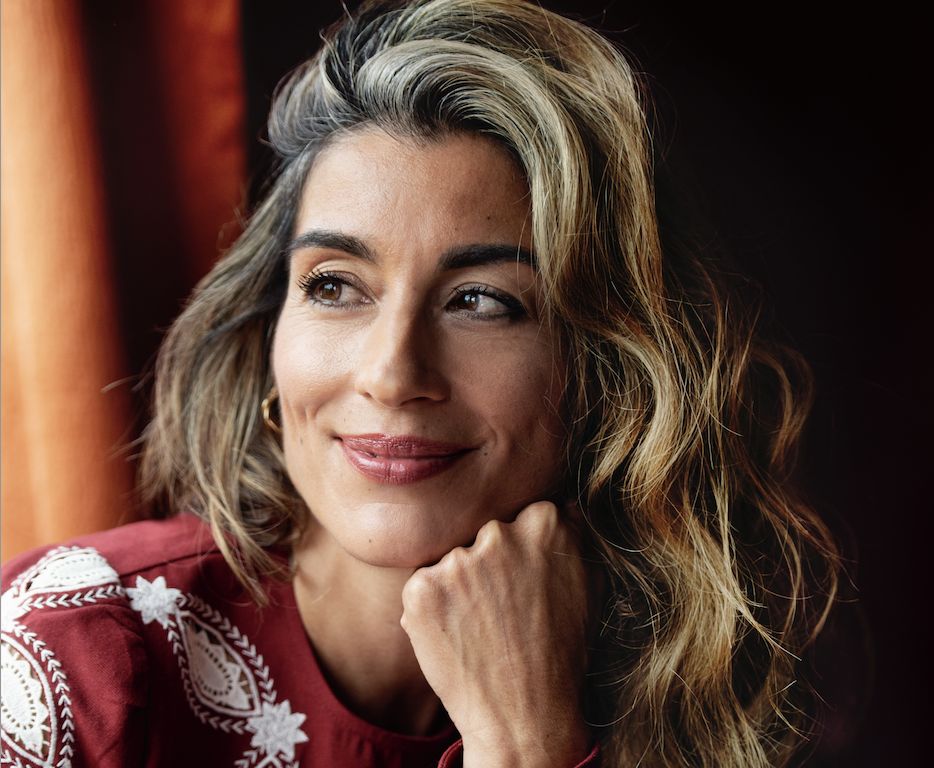 Jonge man met een oudere vrouw: wat zijn de voor- en nadelen?