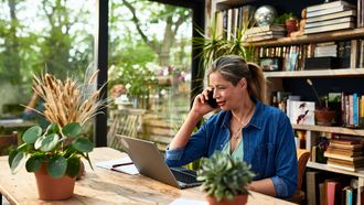 Patricia (53) werd door de ‘Belastingdienst’ gebeld en maakte 500 euro over: ‘Ik was opgelicht’