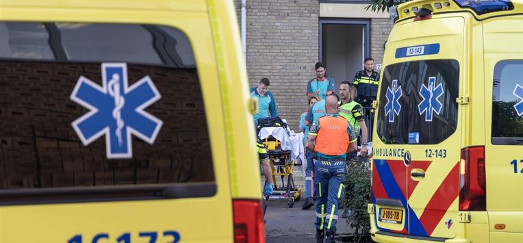 HOOFDDORP - Bij een steekincident aan de Fanny Blankers-Koenlaan in Hoofddorp (Noord-Holland) zijn meerdere slachtoffers gevallen. Onder hen is ook een politieagent. ANP MICHEL VAN BERGEN