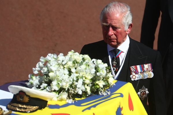 Groot-Brittannië bewijst overleden prins Philip laatste eer