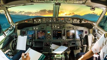 Piloot neemt adembenemende foto's vanuit cockpit