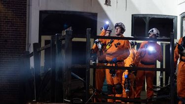 UTRECHT - Hulpdiensten bij een pand aan de Visscherssteeg waar een explosie heeft plaatsgevonden. Door de explosie zijn meerdere panden ingestort. JEROEN JUMELET / ANP