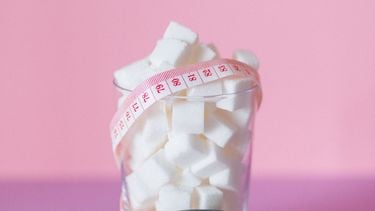 suiker frisdrank jongeren suikerklontjes, voedingscentrum