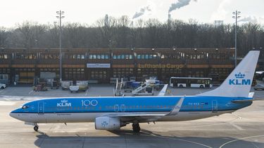 KLM wil tot 2000 minder voltijdsbanen na coronaproblemen
