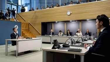 DEN HAAG – Mark Rutte tijdens de openbare verhoren van de parlementaire enquêtecommissie over het coronabeleid. Rutte was minister-president tijdens de coronapandemie. REMKO DE WAAL / ANP
