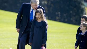 Een foto van Donald Trump met zijn kleindochter Arabella