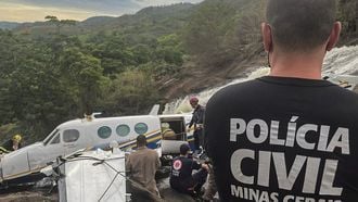 Brazilië rouwt: bekende zangeres (26 jaar) overleden na vliegtuigcrash, Marilia Mendonca