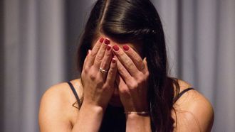 Blunder, schamen, onzeker, lachen