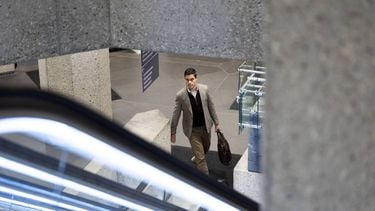 DEN HAAG - Rob Jetten (D66) arriveert voor een gesprek met informateur Sybrand van Haersma Buma (CDA). De informateur spreekt verder met D66 en CDA. ANP JEROEN JUMELET