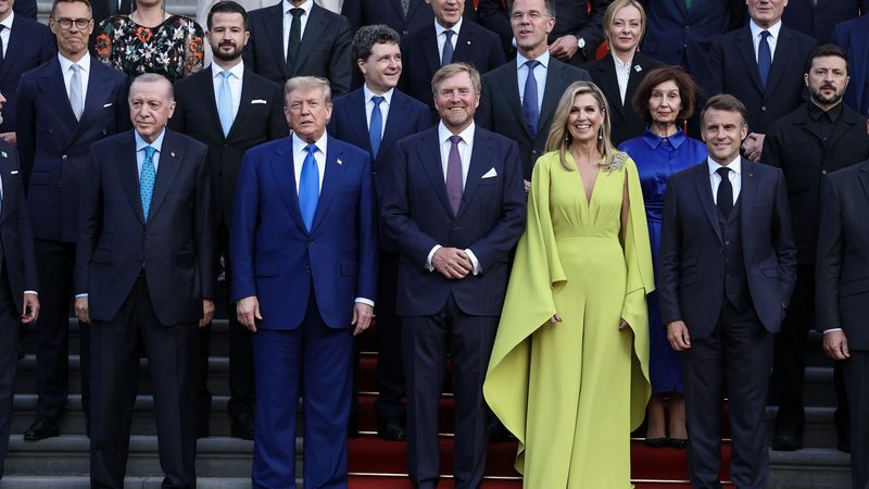 Donald Trump NAVO-top Willem-Alexander Máxima