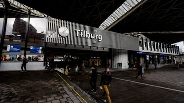 Man (35) mishandelt beveiliger NS op station Tilburg