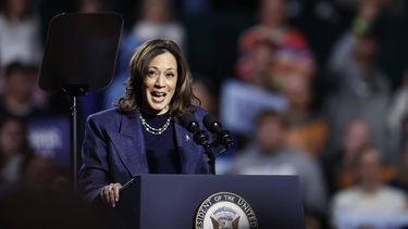 epa11700058 Democratic presidential candidate US Vice President Kamala Harris speaks during a Get Out the Vote rally in East Lansing, Michigan, USA, 03 November 2024. Vice President Harris and Republican candidate former President Trump are tied in the polls with two days until the election on 05 November  EPA/CJ GUNTHER