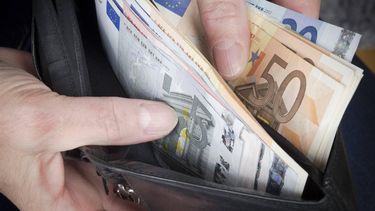 geld, vakantiegeld,. AOW, geldzaken, AOW'er