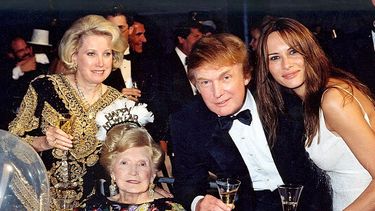 Oude foto van de Trump familie