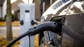 elektrische auto opladen piekuren