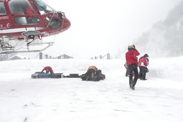 Duizenden wintersporters ingesneeuwd in Zermatt
