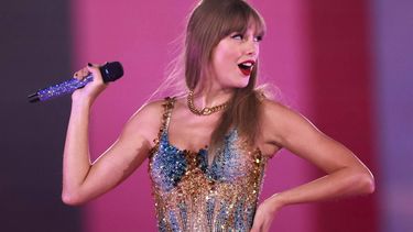 2023-08-08 05:15:27 US singer-songwriter Taylor Swift performs during her Eras Tour at Sofi stadium in Inglewood, California, August 7, 2023. 
Michael Tran / AFP