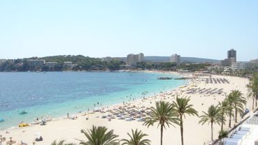 Tiener overleden na val van balkon in Mallorca