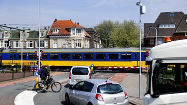 spoorwegovergang filtspaal flitscamera