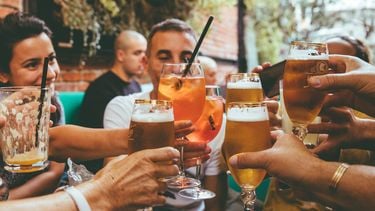 Onderzoek naar aantrekkelijkheid, alcohol, drinken, bier, wijn