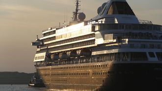 Passagiers cruise walgen van IJmuiden: 'Leek wel sociale woningbouw'