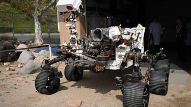 A full scale test model of the Perseverance rover currently on Mars is displayed during a press conference for the Mars Sample Return mission in the Mars Yard at NASA’s Jet Propulsion Laboratory (JPL) in Pasadena, California on April 11, 2023. NASA scientists at the Jet propulsion Laboratory in Pasadena, California, are working hard to meet their deadlines for the next space exploration missions. Americans are confident they will be able to bring back samples from Mars around 2033 in a capsule that will have to crash on Earth while keeping the samples safe.
Patrick T. Fallon / AFP