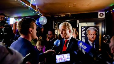 2023-11-22 21:52:16 SCHEVENINGEN - PVV-leider Geert Wilders geeft een reactie op de uitslag van de Tweede Kamerverkiezingen. ANP REMKO DE WAAL