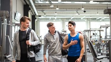 Nierspecialist waarschuwt: de 75 Hard Challenge kan gevaarlijk zijn, vooral voor jongeren