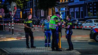 NIJMEGEN - Hulpdiensten zijn aanwezig na een schietincident aan de Graafseweg nabij de Nijmeegse Vierdaagsefeesten. Een man raakte gewond bij het incident en is later in het ziekenhuis overleden. PERSBUREAU DE BREIJ / ANP