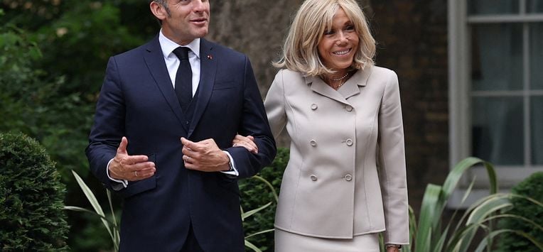 Brigitte Macron, rechtbank, vrouw, Candace Owens