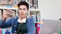 'Kom met oplossing voor studenten die financieel in de knel zitten'