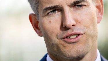 DEN HAAG - Tom Berendsen, minister van Buitenlandse Zaken komt aan voor de ministerraad op het ministerie van Algemene Zaken. KOEN VAN WEEL / ANP