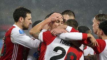 Feyenoord met zeven doelpunten naar bekerfinale