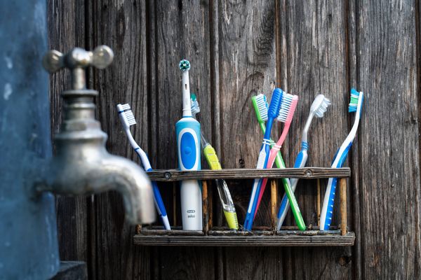 Een foto van tandenborstels