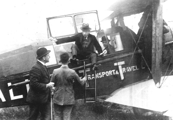 Eerste landing op Schiphol precies 100 jaar geleden 